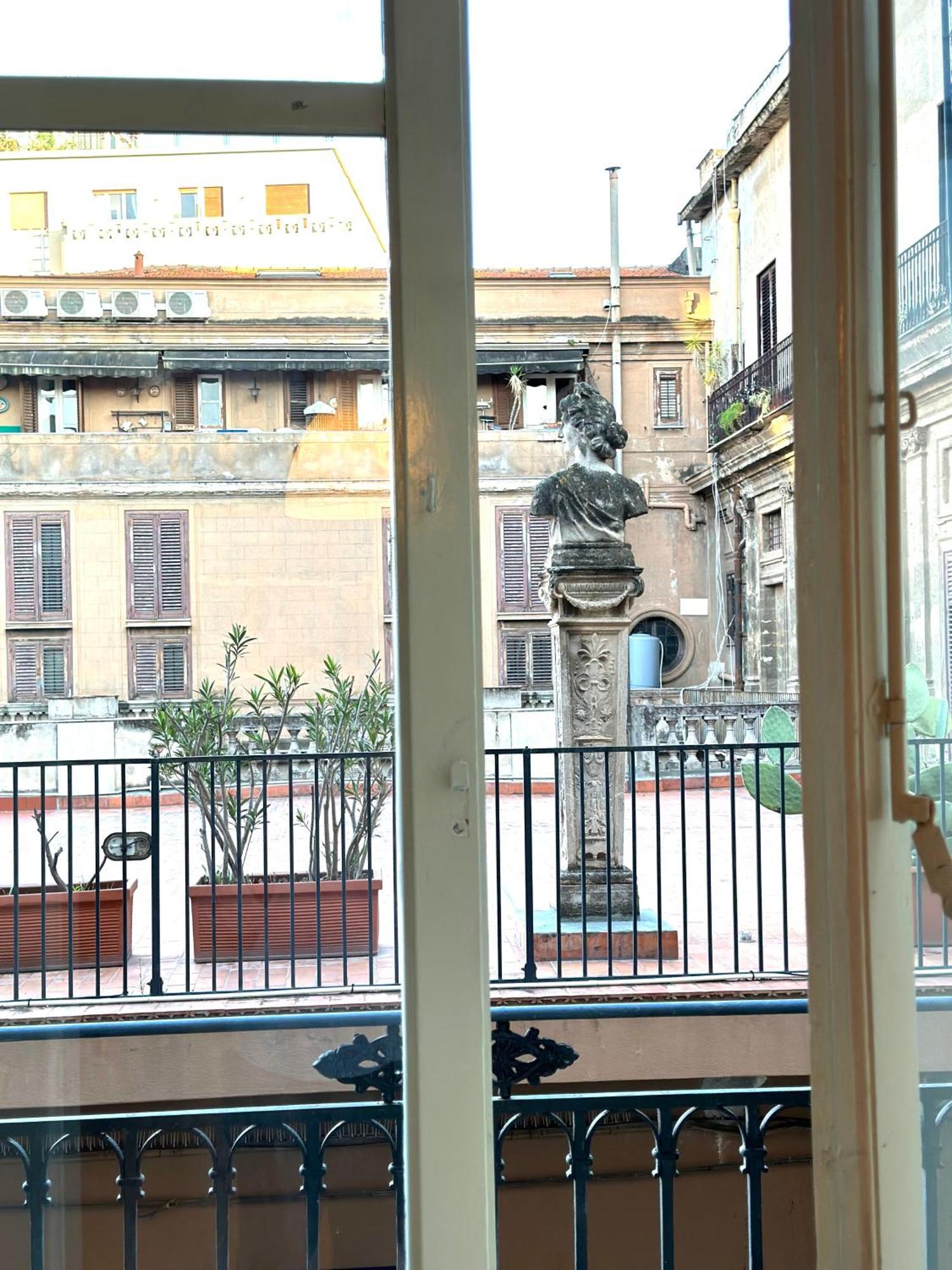 A Un Passo Dal Massimo 2 Apartment Палермо Екстериор снимка